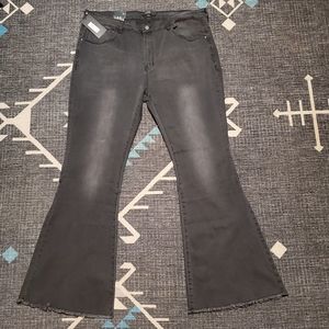 Black bell bottom jeans